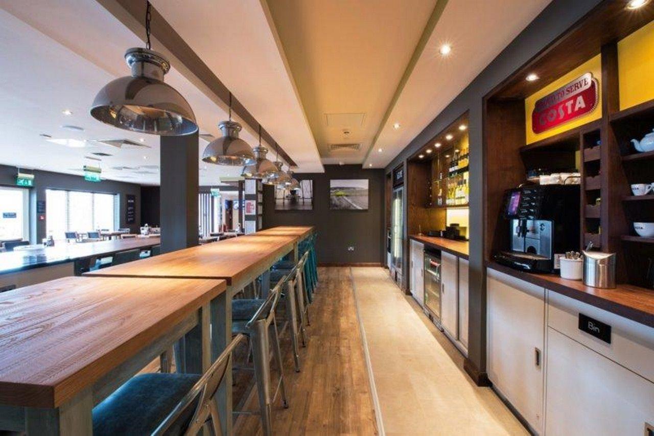 Premier Inn Isle Of Wight Sandown Шанклін Екстер'єр фото