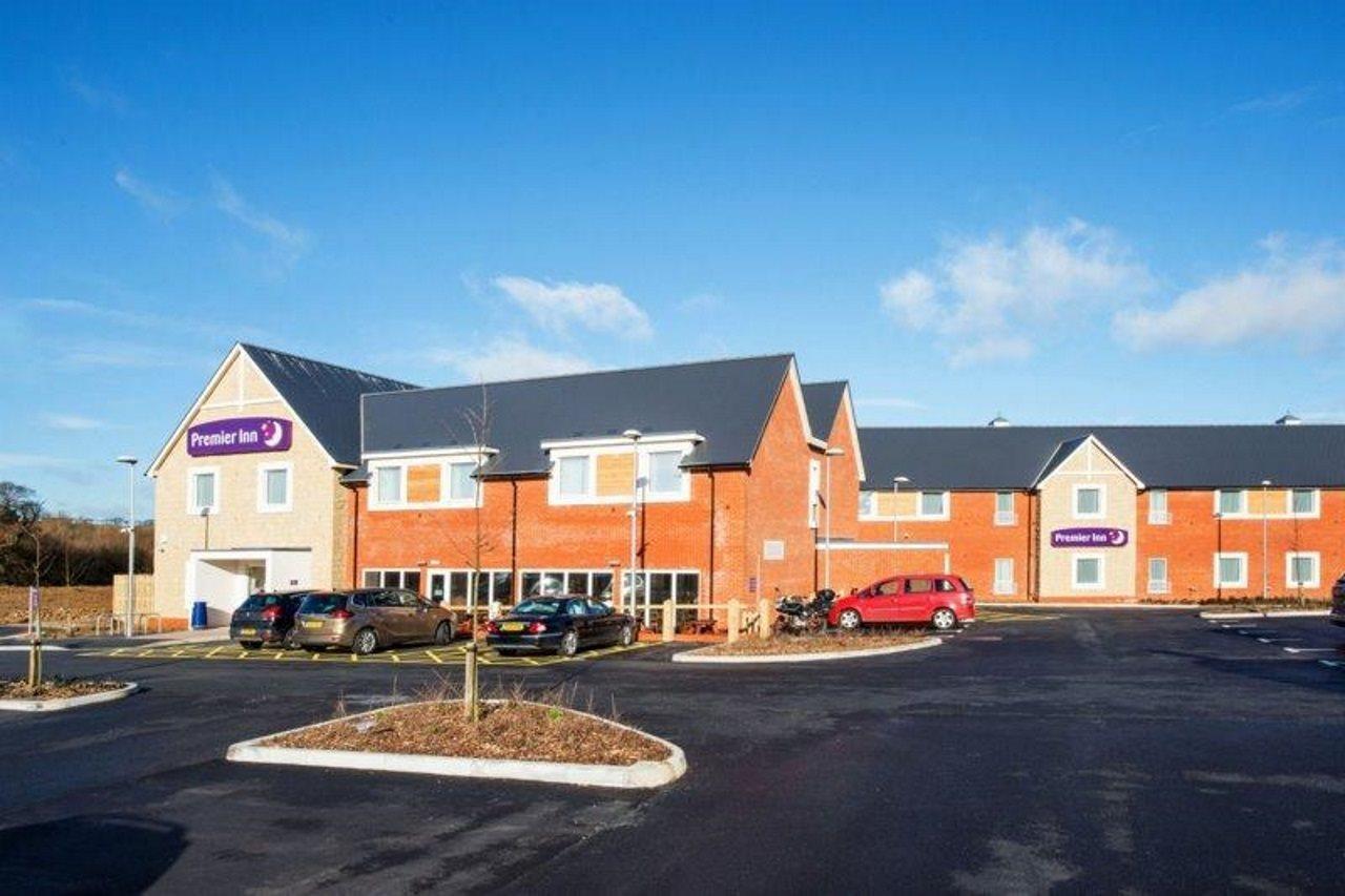 Premier Inn Isle Of Wight Sandown Шанклін Екстер'єр фото