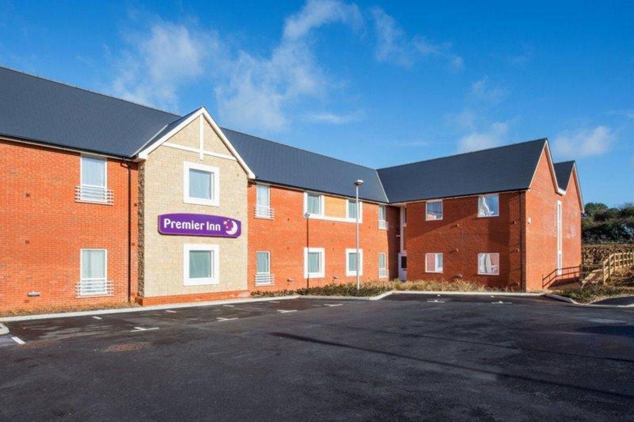 Premier Inn Isle Of Wight Sandown Шанклін Екстер'єр фото